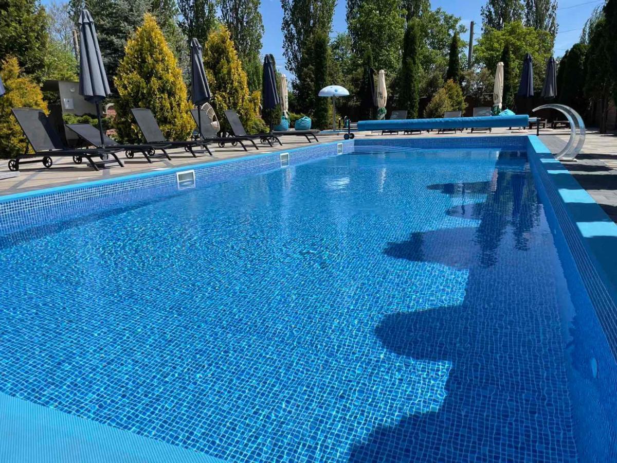 In Hotel Kamianets-Podilskyi Exterior foto